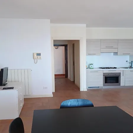 Apartment In Oggebbio With Lake Maggiore Views * オッジェッビオ